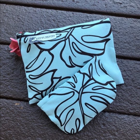 Set of makeup or travel bags - Picture 2 of 6